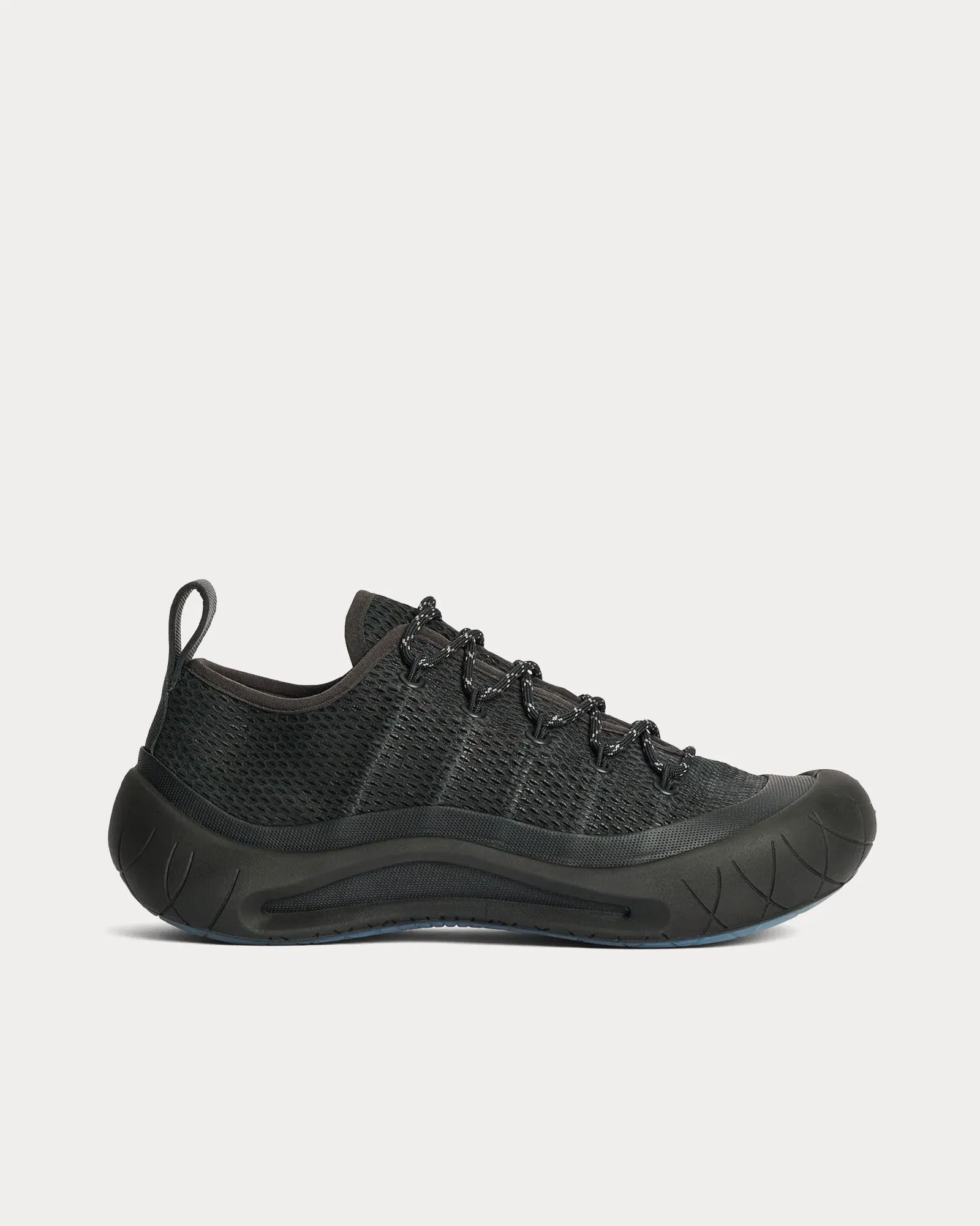 Cluster X Sneaker Black / Black Low Top Sneakers