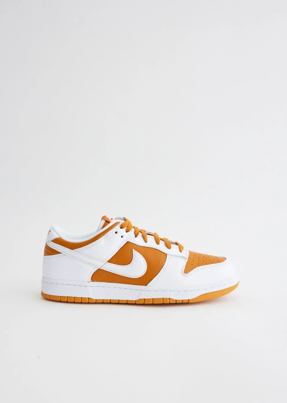 Dunk Low 'Reverse Curry' Sneakers