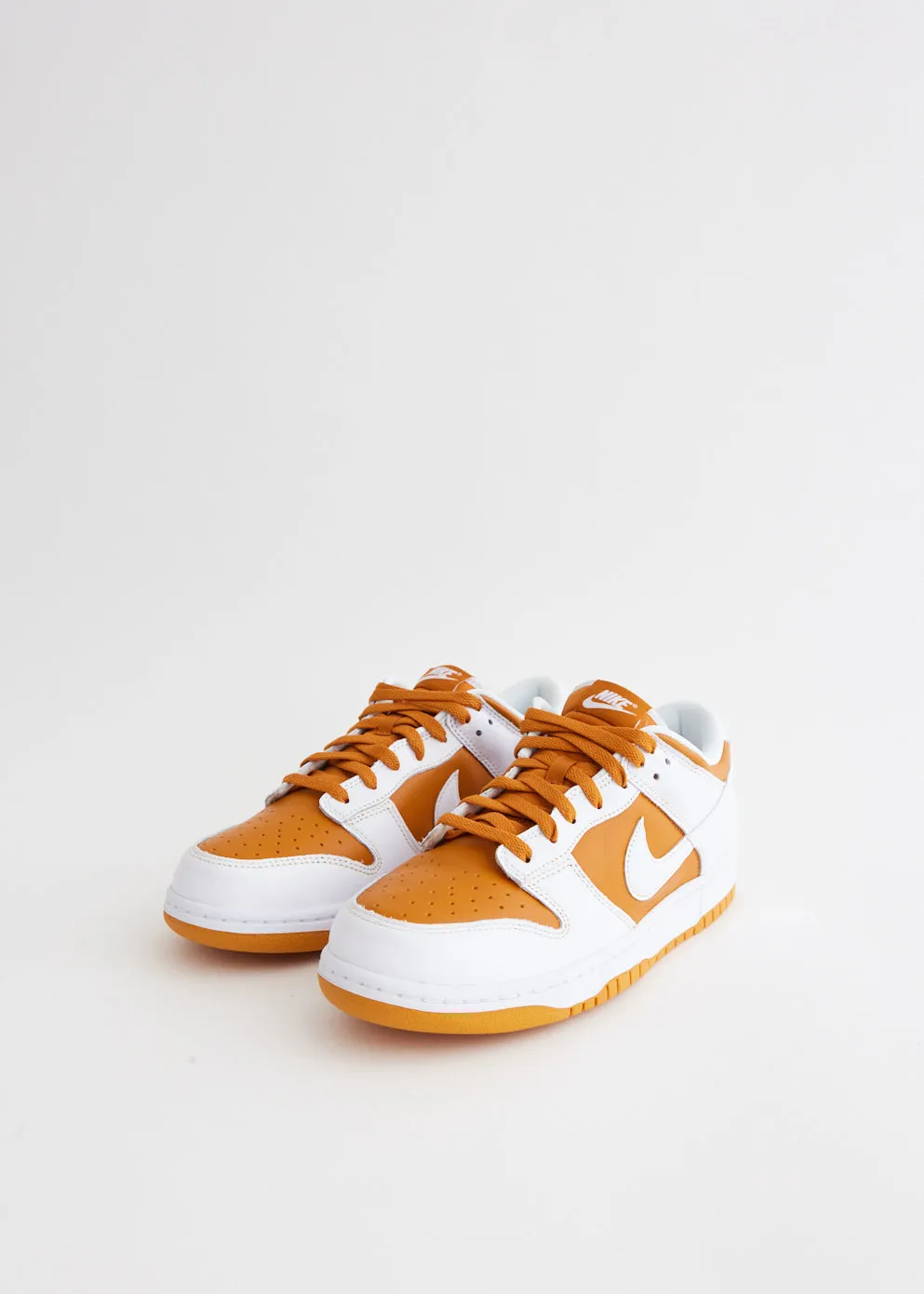 Dunk Low 'Reverse Curry' Sneakers