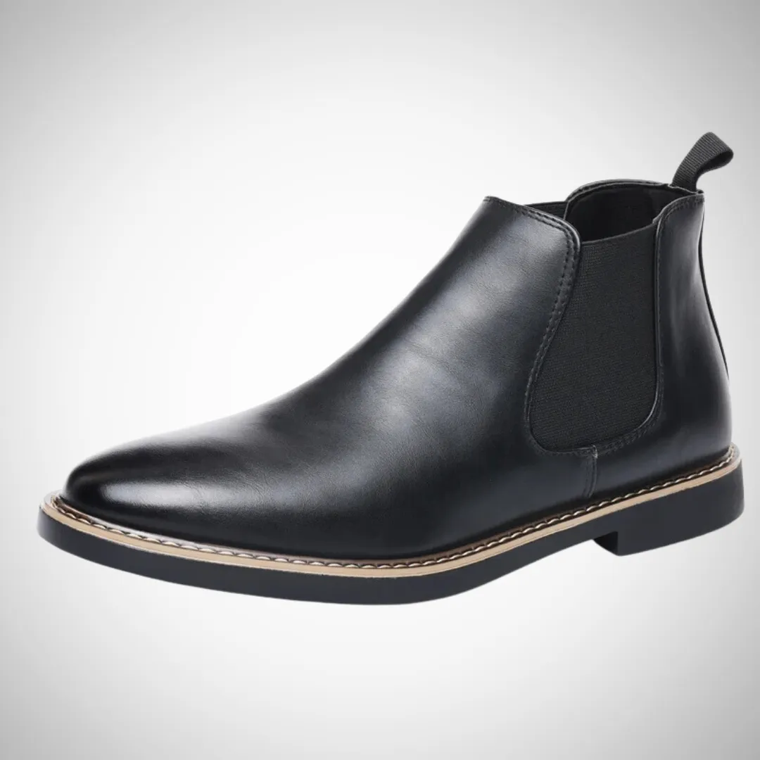 Eivind Classic Glossy Chelsea Boots