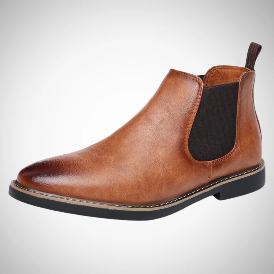 Eivind Classic Glossy Chelsea Boots