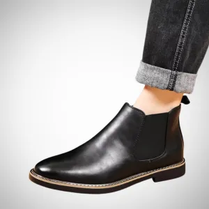 Eivind Classic Glossy Chelsea Boots