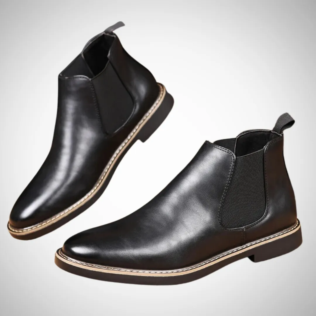 Eivind Classic Glossy Chelsea Boots