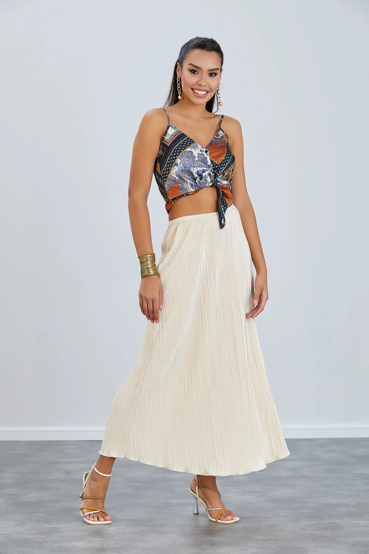 Elegant Pleat Midi Skirt in Soft Beige