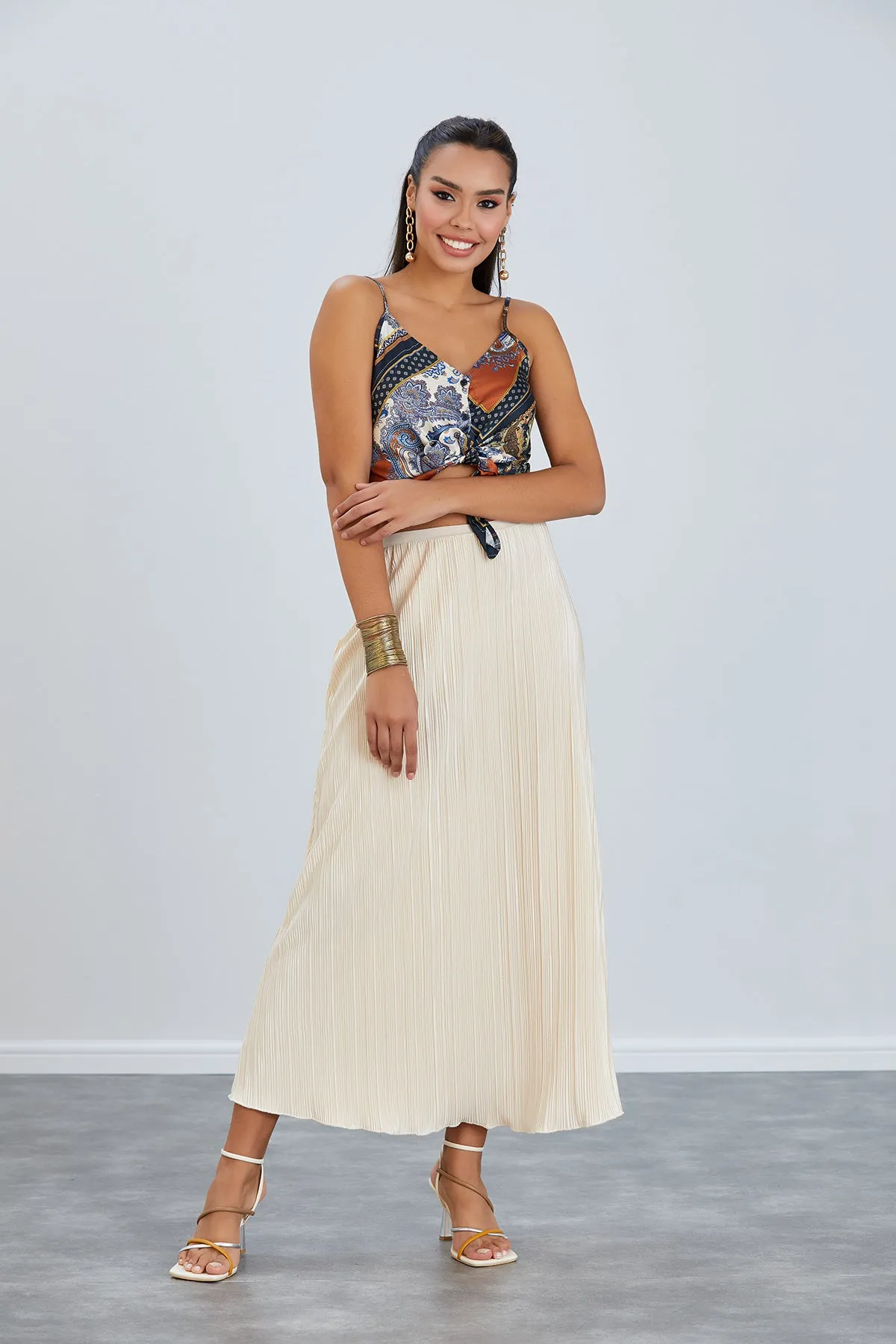 Elegant Pleat Midi Skirt in Soft Beige