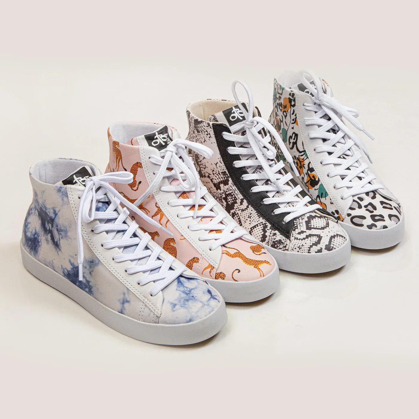 HOLOGRAM in SNAKE PRINT Sneakers