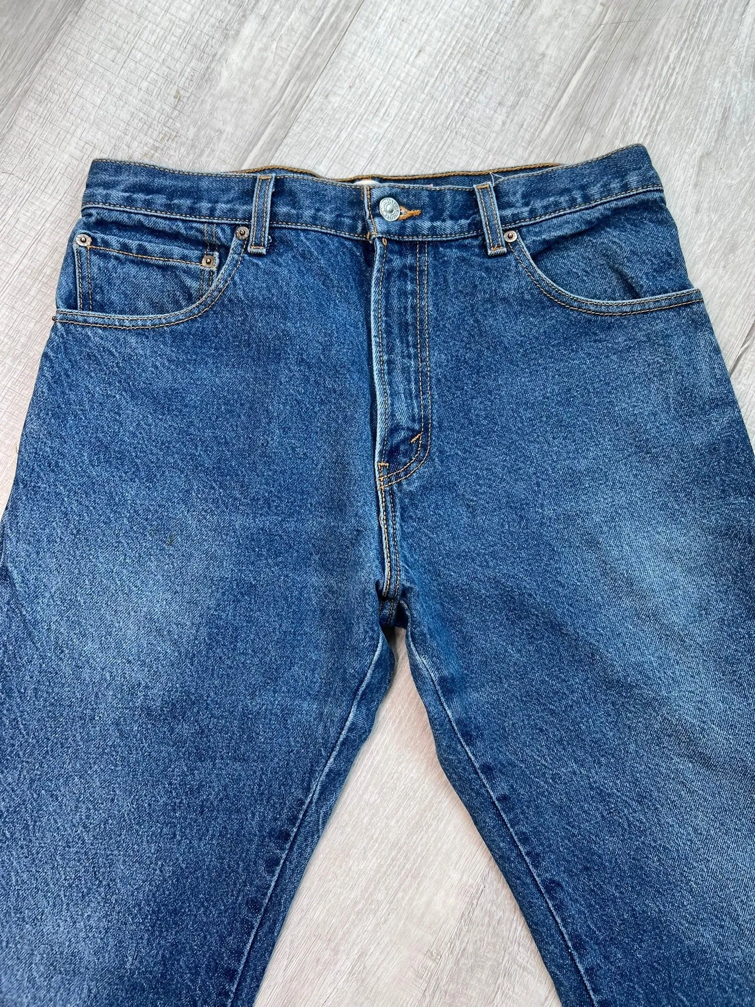 Indigo Wash Levi's 517 Bootcut Style Jeans
