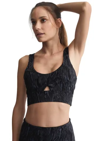 Let's Go Staunton Bra, Scattered Shadow