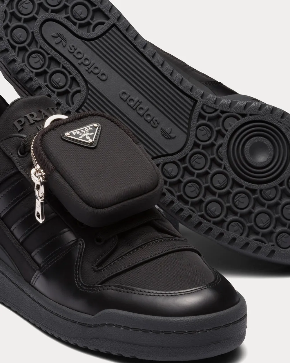 Re-Nylon Forum Black Low Top Sneakers