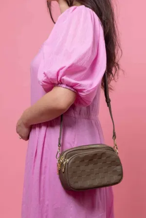 Riley Handbag Brown