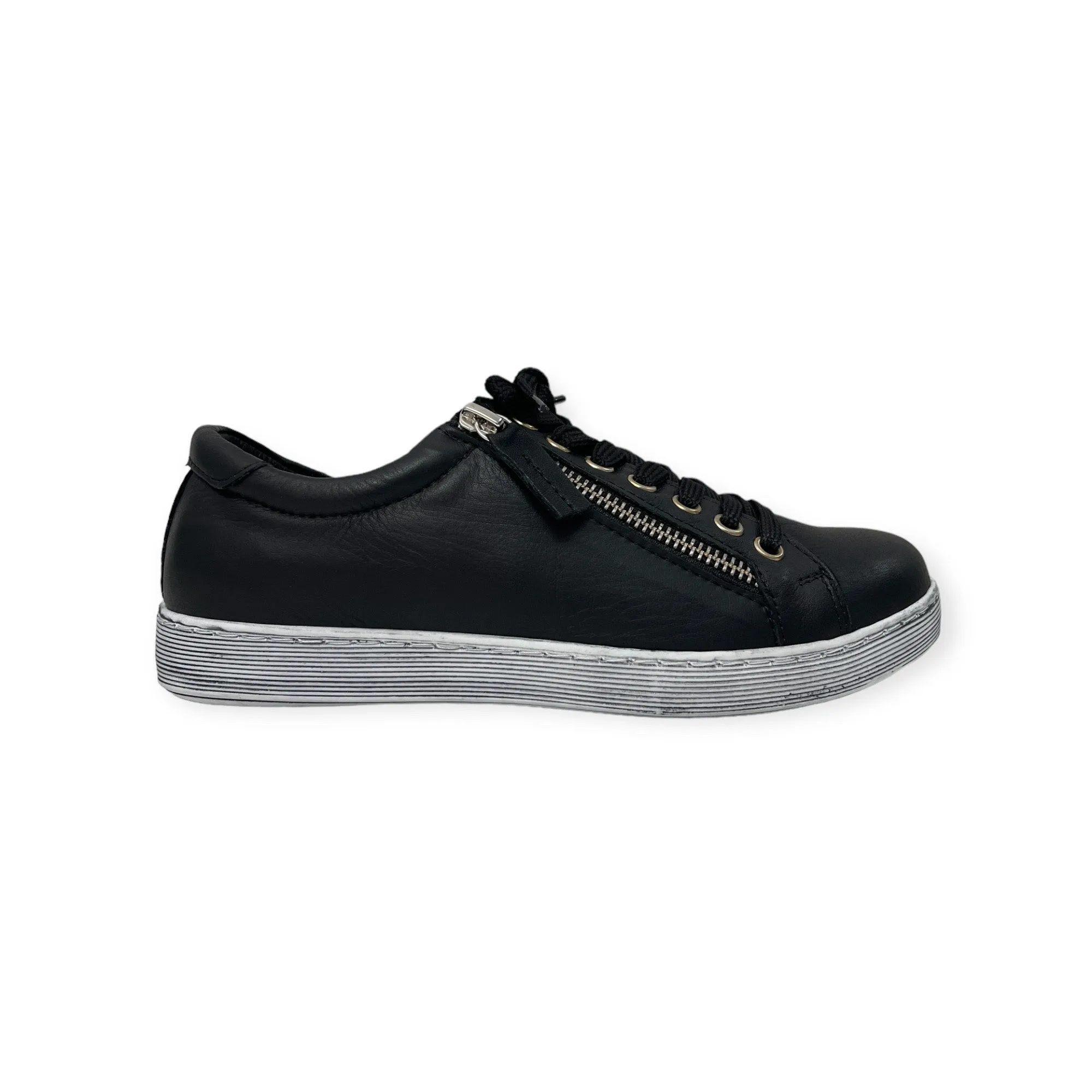 TOKEN - BLACK