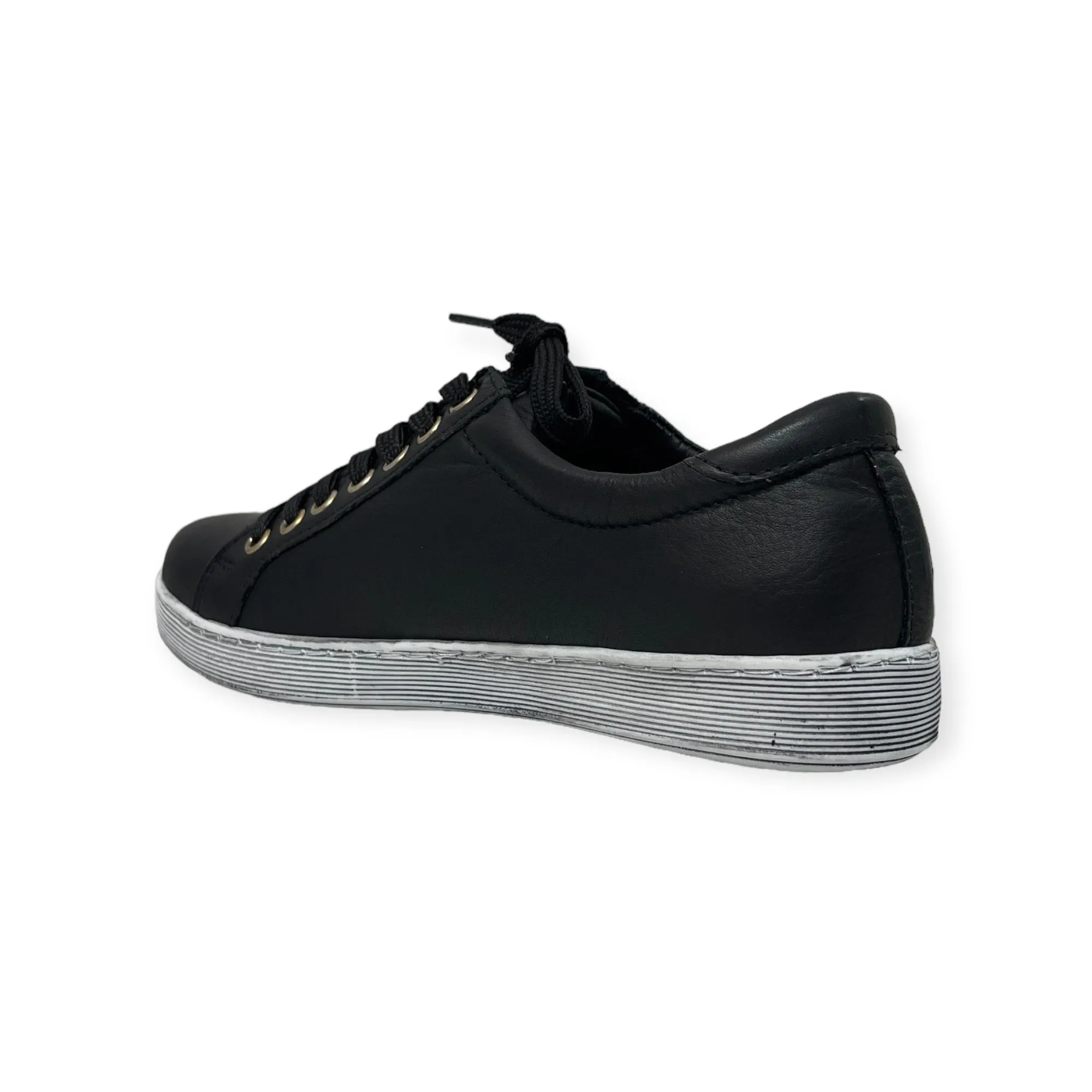 TOKEN - BLACK