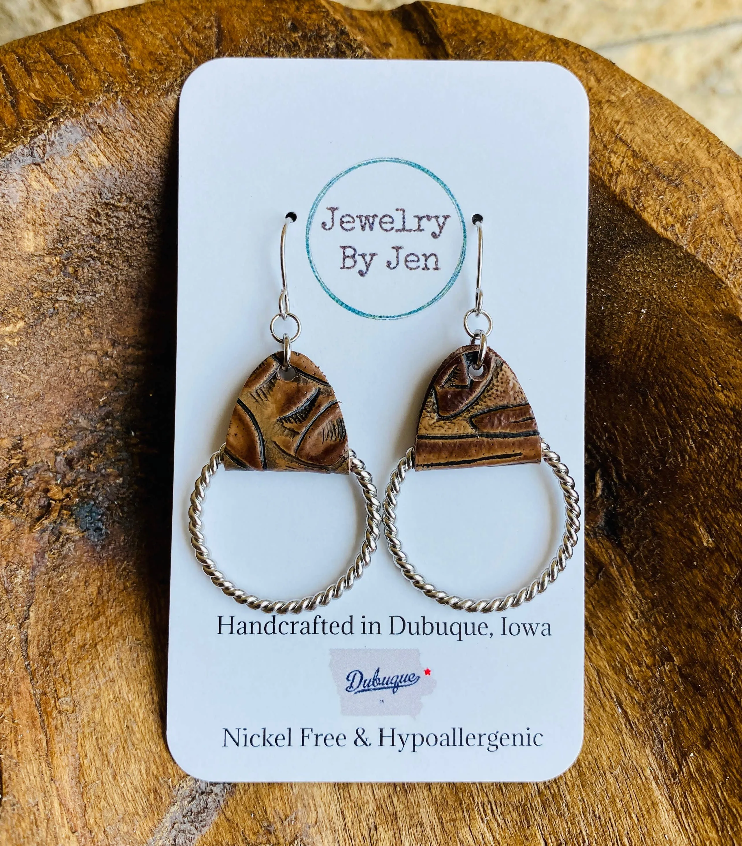 Twisted Hoop Earrings: Tooled Brown